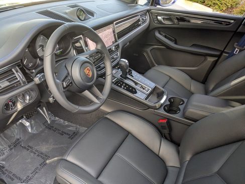 New 2026 Porsche Macan S image 4
