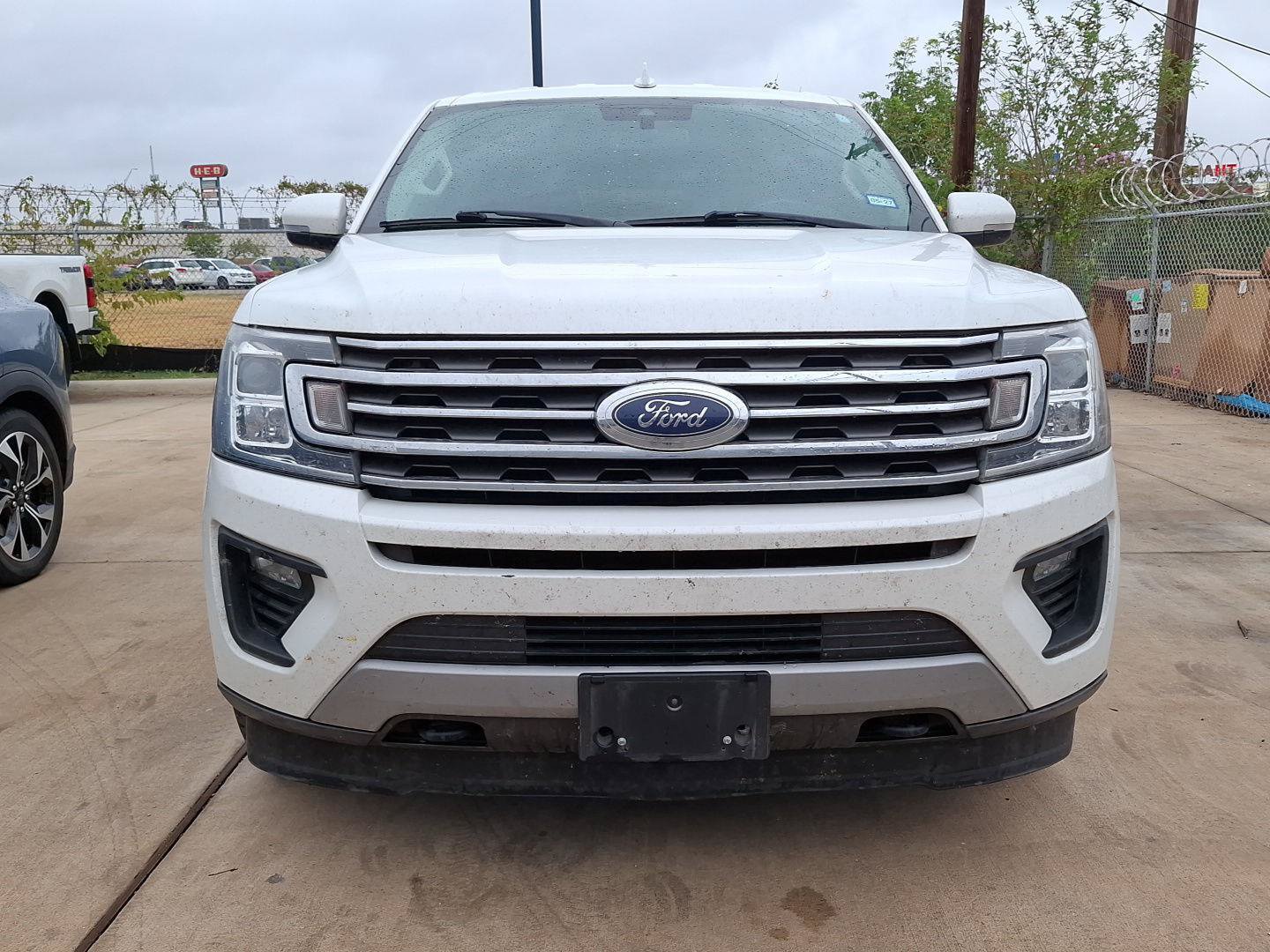 Used 2020 Ford Expedition Max XLT w/ Equipment Group 201A AWD/4WD image 4