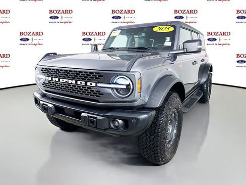 Certified 2025 Ford Bronco Badlands image 4