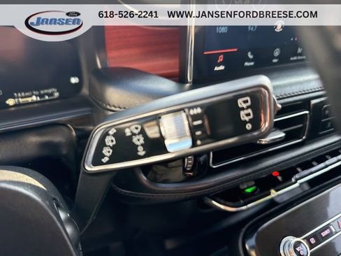 Used 2022 Lincoln Nautilus Reserve image 19