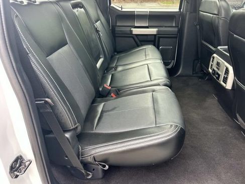 Used 2019 Ford F150 Lariat w/ Equipment Group 502A Luxury AWD/4WD image 24