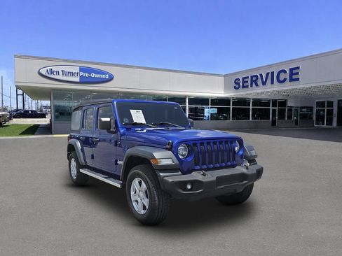 Used 2020 Jeep Wrangler Unlimited Sport S AWD/4WD image 2