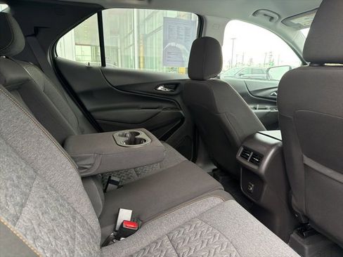 Used 2024 Chevrolet Equinox LT w/ LPO, Floor Liner Package image 33