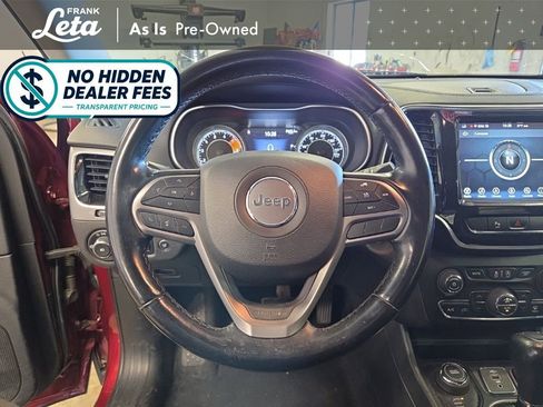 Used 2020 Jeep Cherokee Limited AWD/4WD image 9