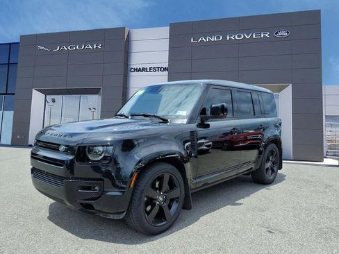 Certified 2025 Land Rover Defender 110 X-Dynamic SE AWD/4WD image 7