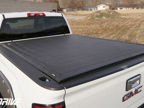 Used 2015 GMC Sierra 2500 SLT w/ Duramax Plus Package image 18