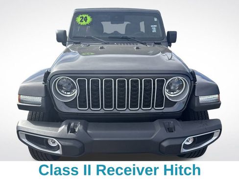 Used 2024 Jeep Wrangler Sahara image 10