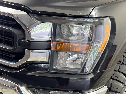 Used 2023 Ford F150 XLT RWD image 11