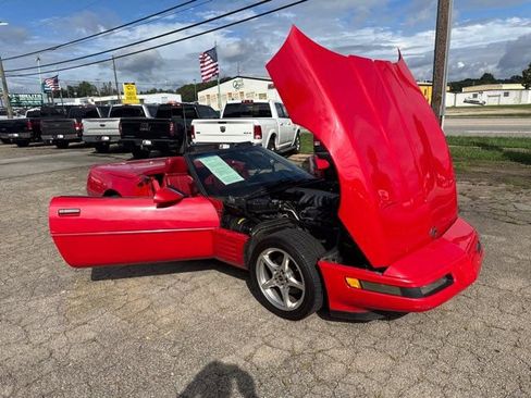 Used 1991 Chevrolet Corvette Convertible image 36