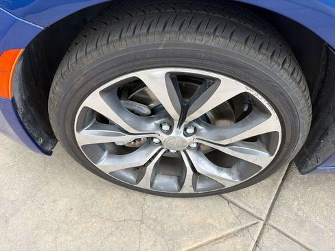 Used 2015 Chrysler 200 C w/ Navigation & Sound Group I FWD image 11