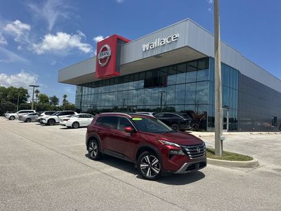 Used 2025 Nissan Rogue SL w/ SL Premium Package