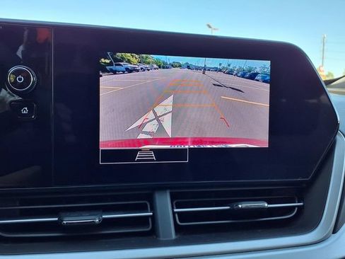 Used 2024 Chevrolet Trax LS FWD image 7