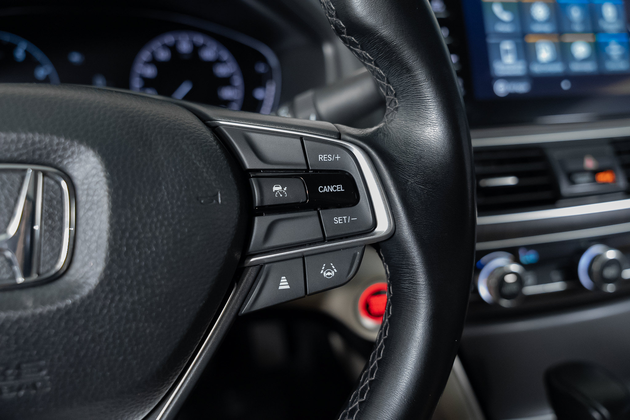 Used 2022 Honda Accord EX-L image 30