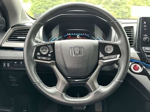 Used 2023 Honda Odyssey Touring image 9
