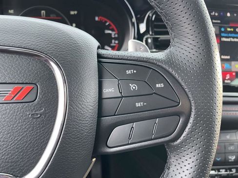 Certified 2025 Dodge Durango GT image 32