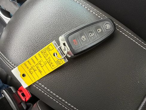 Used 2013 Ford Escape Titanium w/ Parking Technology Pkg AWD/4WD image 58