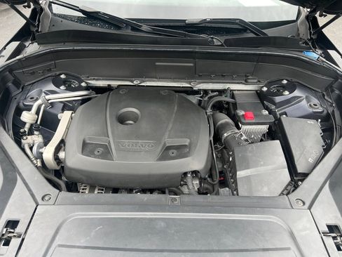 Used 2016 Volvo XC90 T5 Momentum image 34