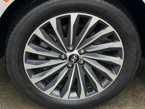 Used 2024 Hyundai Palisade Calligraphy image 6