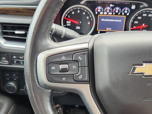 Used 2021 Chevrolet Tahoe Premier w/ Premium Package AWD/4WD image 16