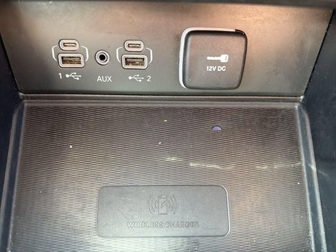 Used 2024 Jeep Grand Cherokee L Limited w/ Luxury Tech Group II AWD/4WD image 48
