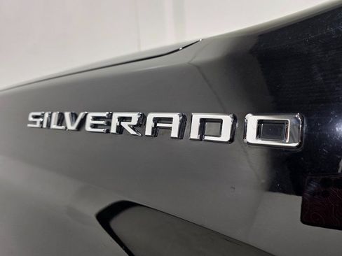 Used 2019 Chevrolet Silverado 1500 LTZ image 34