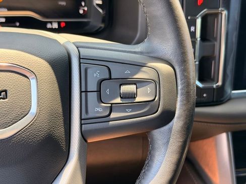 Used 2022 GMC Yukon Denali AWD/4WD image 32