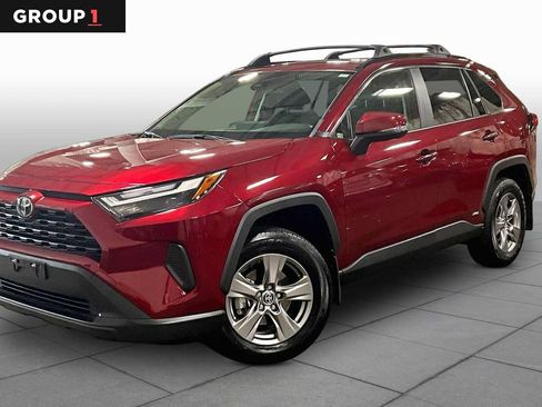 Used 2025 Toyota RAV4 XLE w/ Convenience Package AWD/4WD image 1