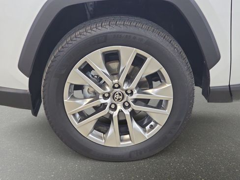 Used 2025 Toyota RAV4 XLE Premium w/ Weather Package AWD/4WD image 32