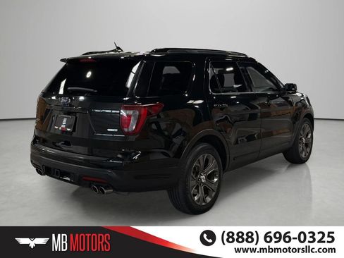 Used 2018 Ford Explorer Sport AWD/4WD image 4