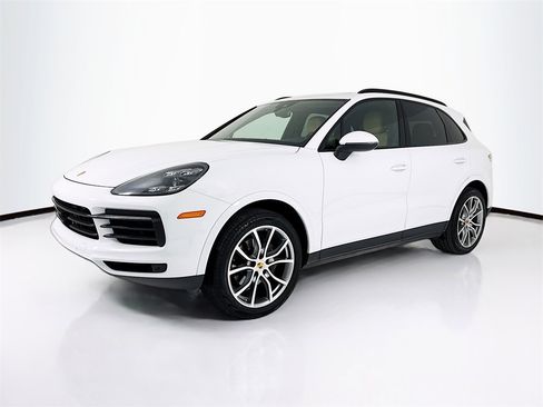 Certified 2020 Porsche Cayenne image 1