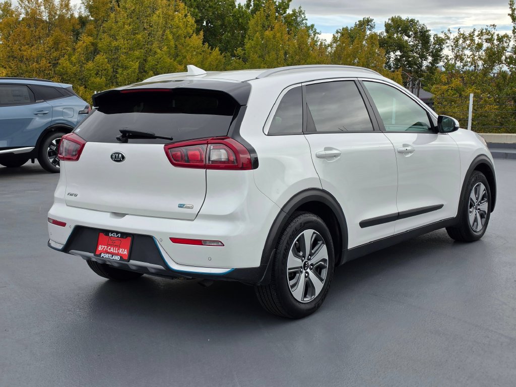 Used 2019 Kia Niro EX Premium FWD image 2