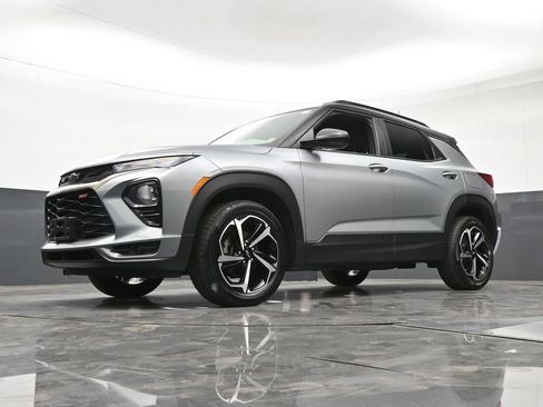 Certified 2023 Chevrolet TrailBlazer RS w/ Convenience Package AWD/4WD image 24