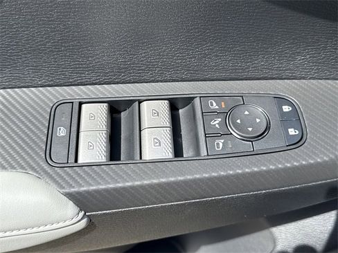 New 2025 Mitsubishi Outlander SEL image 10