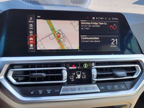 Used 2022 BMW 430i Convertible w/ Convenience Package image 17