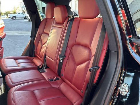 Used 2016 Porsche Cayenne GTS AWD/4WD image 31