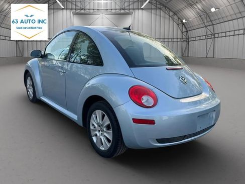 Used 2009 Volkswagen Beetle S image 3
