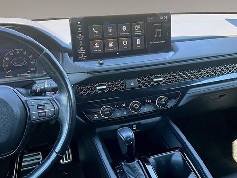 Used 2023 Honda Accord Sport image 9