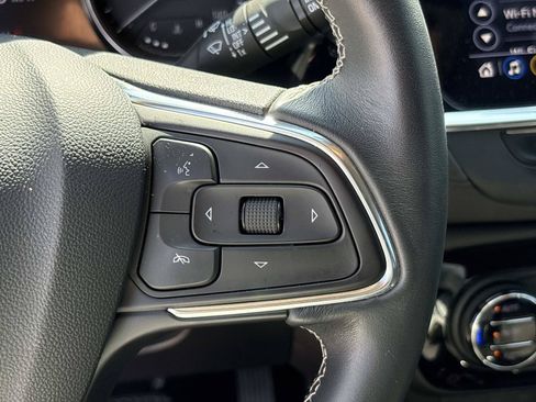 Used 2023 Buick Encore GX Select FWD image 21