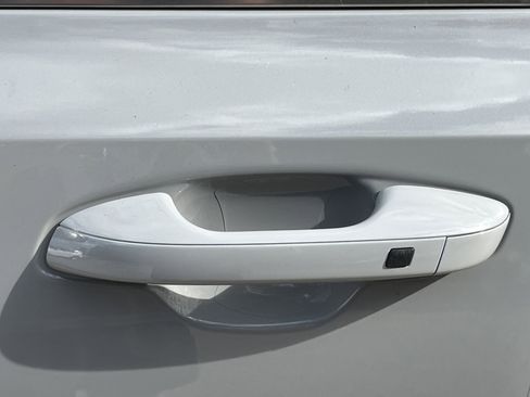 New 2026 Kia Sorento S w/ S Panoramic Sunroof Package image 33