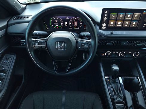 Used 2024 Honda Accord Sport image 13