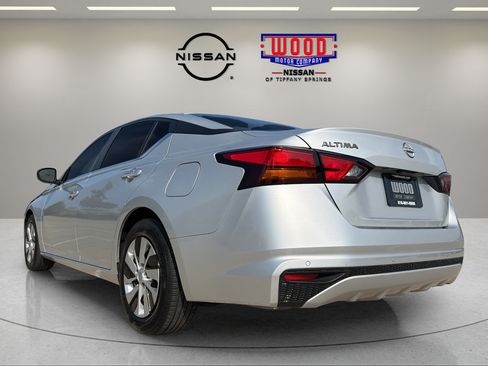 Certified 2024 Nissan Altima 2.5 S FWD image 4