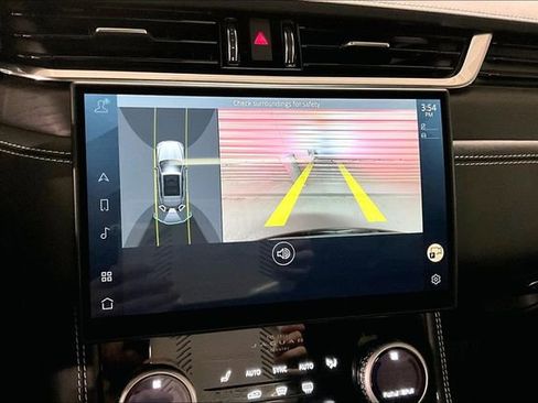 Certified 2025 Jaguar F-PACE R-Dynamic S image 23