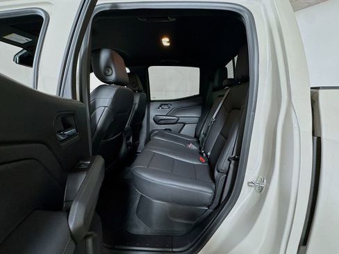 New 2026 GMC Canyon Elevation w/ Convenience Package image 13