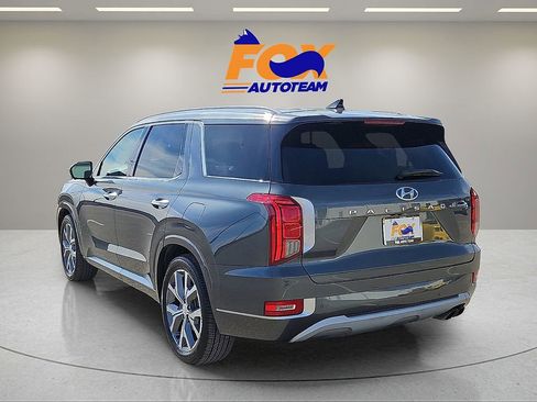 Used 2021 Hyundai Palisade Limited image 3