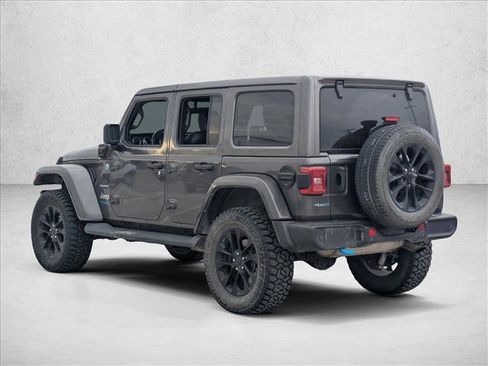 Used 2022 Jeep Wrangler Unlimited Sahara w/ Safety Group image 7