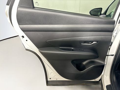 Used 2025 Hyundai Tucson SEL FWD image 25