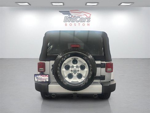 Used 2013 Jeep Wrangler Sahara w/ Dual Top Group image 5