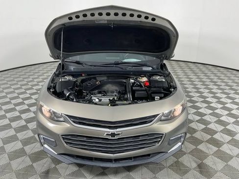 Used 2018 Chevrolet Malibu LT w/ LPO, Convenience Package 2 FWD image 14