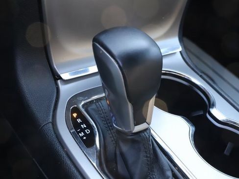 Used 2022 Jeep Grand Cherokee Laredo X image 28