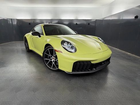 Certified 2025 Porsche 911 Carrera 4 GTS AWD/4WD image 9